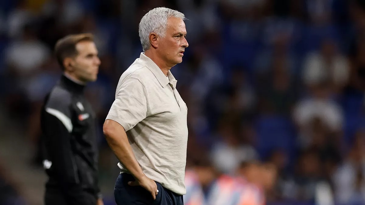 Новость на сайте FondoRuso.ru /news/2026/2026-08-23-01-mourinho.jpg