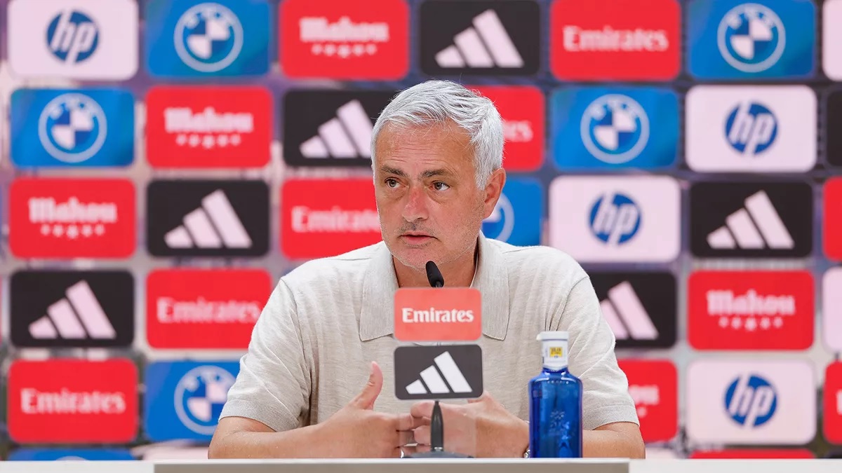 Новость на сайте FondoRuso.ru /assets/img//news/2026/2026-08-27-55-mourinho.jpg