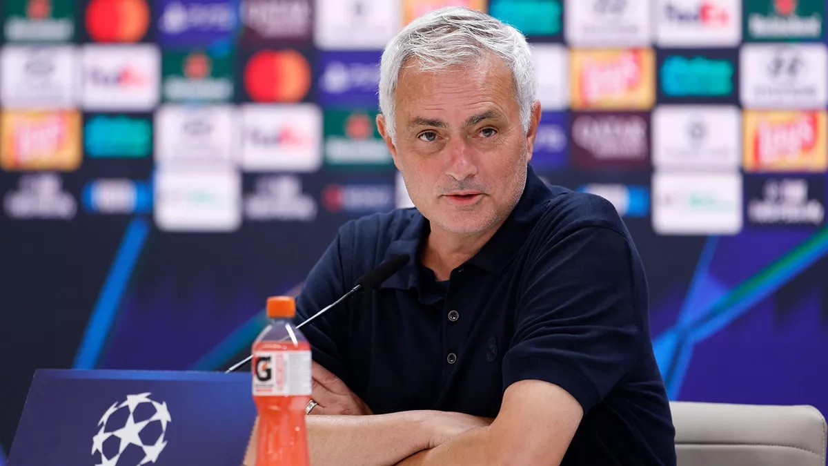 Новость на сайте FondoRuso.ru /assets/img//news/2026/2026-09-09-08-mourinho.jpg
