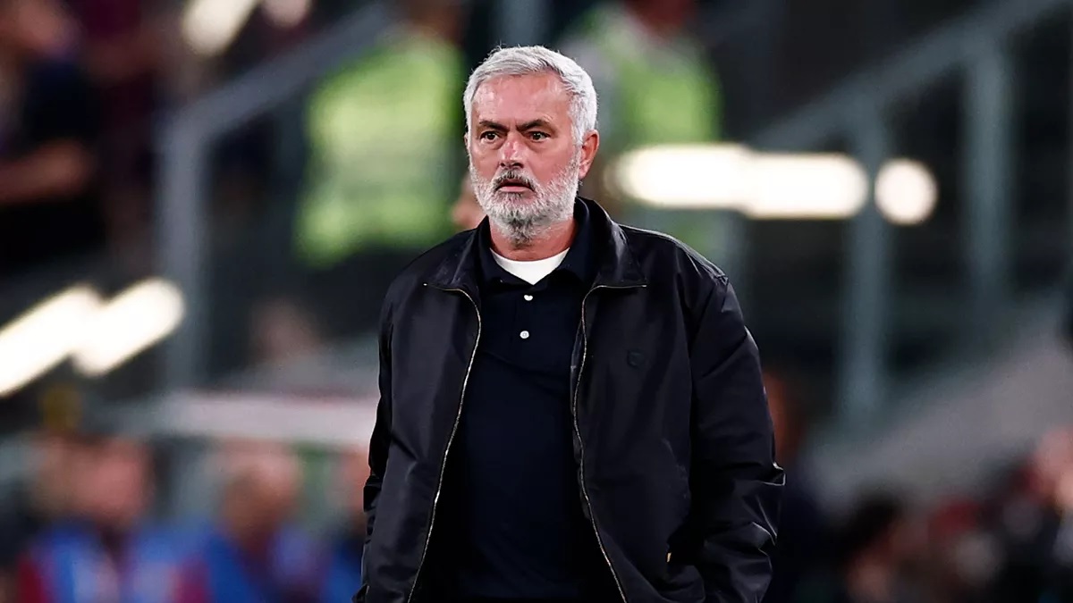 Новость на сайте FondoRuso.ru /assets/img//news/2026/2026-10-26-18-mourinho.jpg