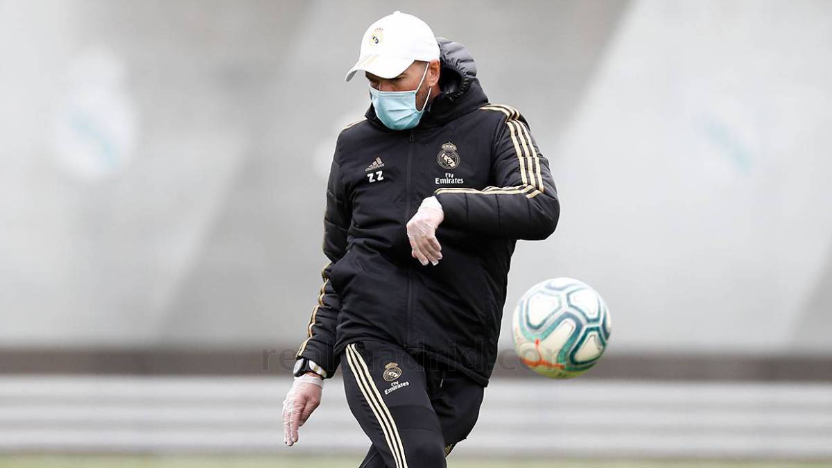 Новость на сайте FondoRuso.ru /assets/img/news/2020/2020-05-18-zidane.jpg