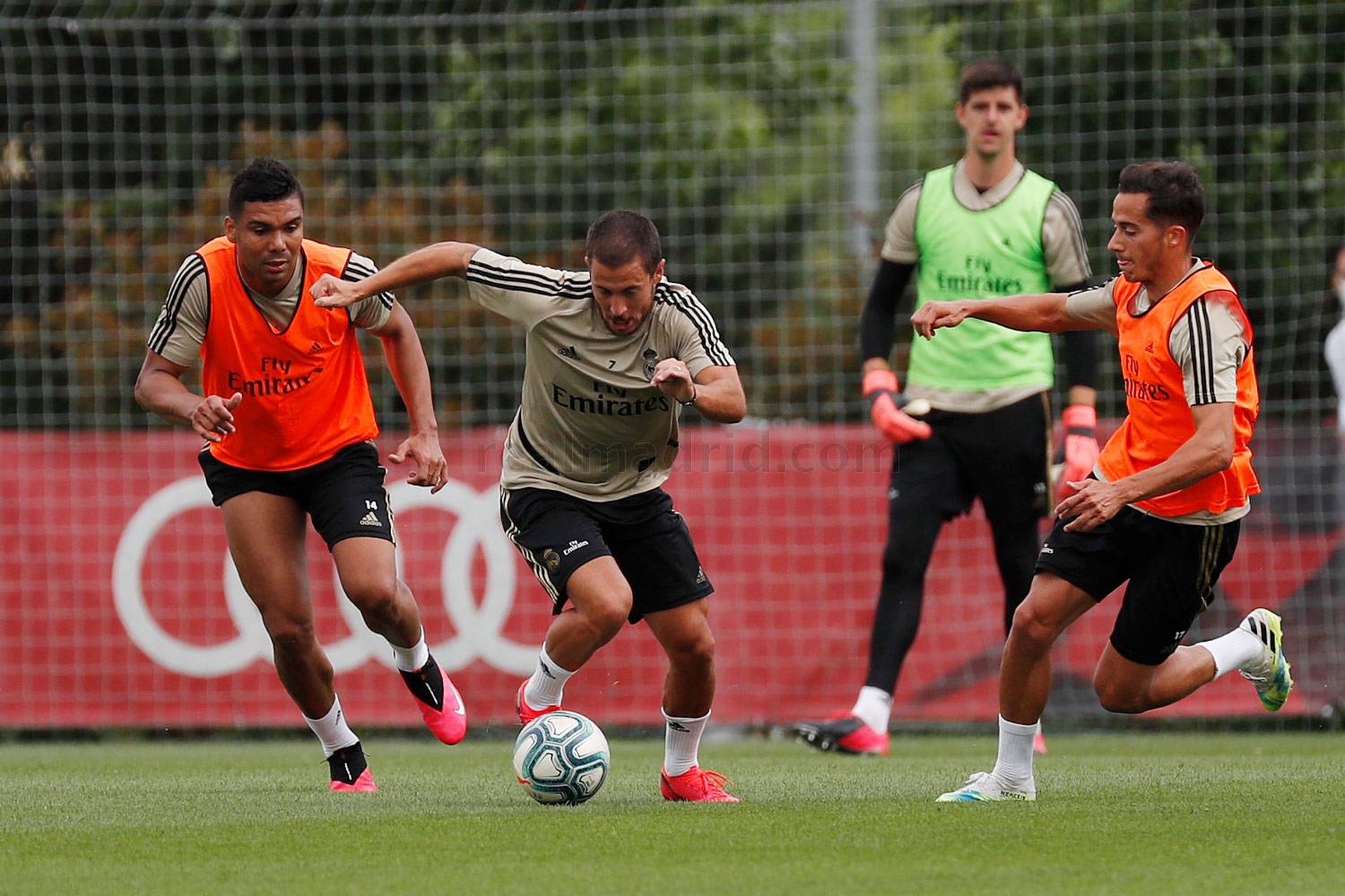 Новость на сайте FondoRuso.ru /assets/img/news/2020/2020-06-04-trainingsession.jpg