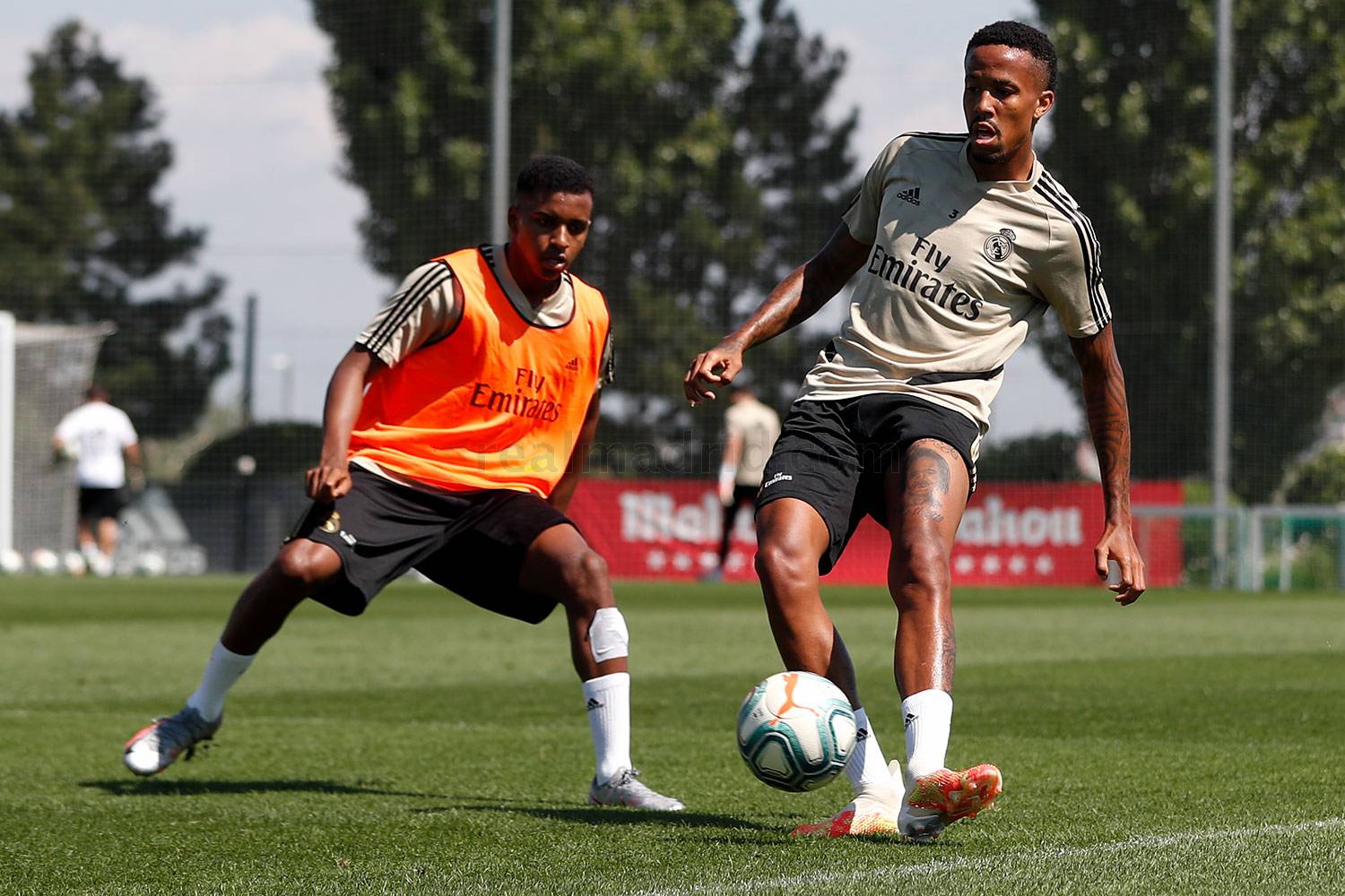 Новость на сайте FondoRuso.ru /assets/img/news/2020/2020-06-19-57-entrenamiento.jpg