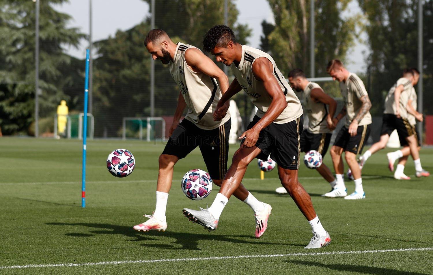 Новость на сайте FondoRuso.ru /assets/img/news/2020/2020-07-30-18-trainingsession.jpg