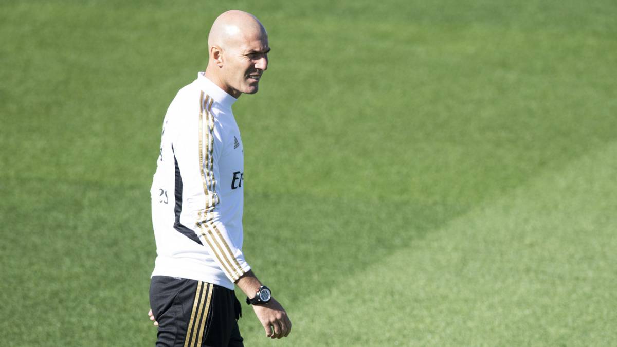 Новость на сайте FondoRuso.ru /assets/img/news/2020/2020-08-24-33-zidane.jpg