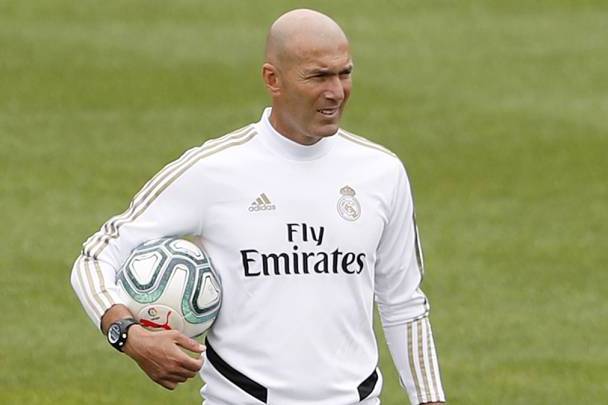 Новость на сайте FondoRuso.ru /assets/img/news/2020/2020-08-25-02-zidane.jpg