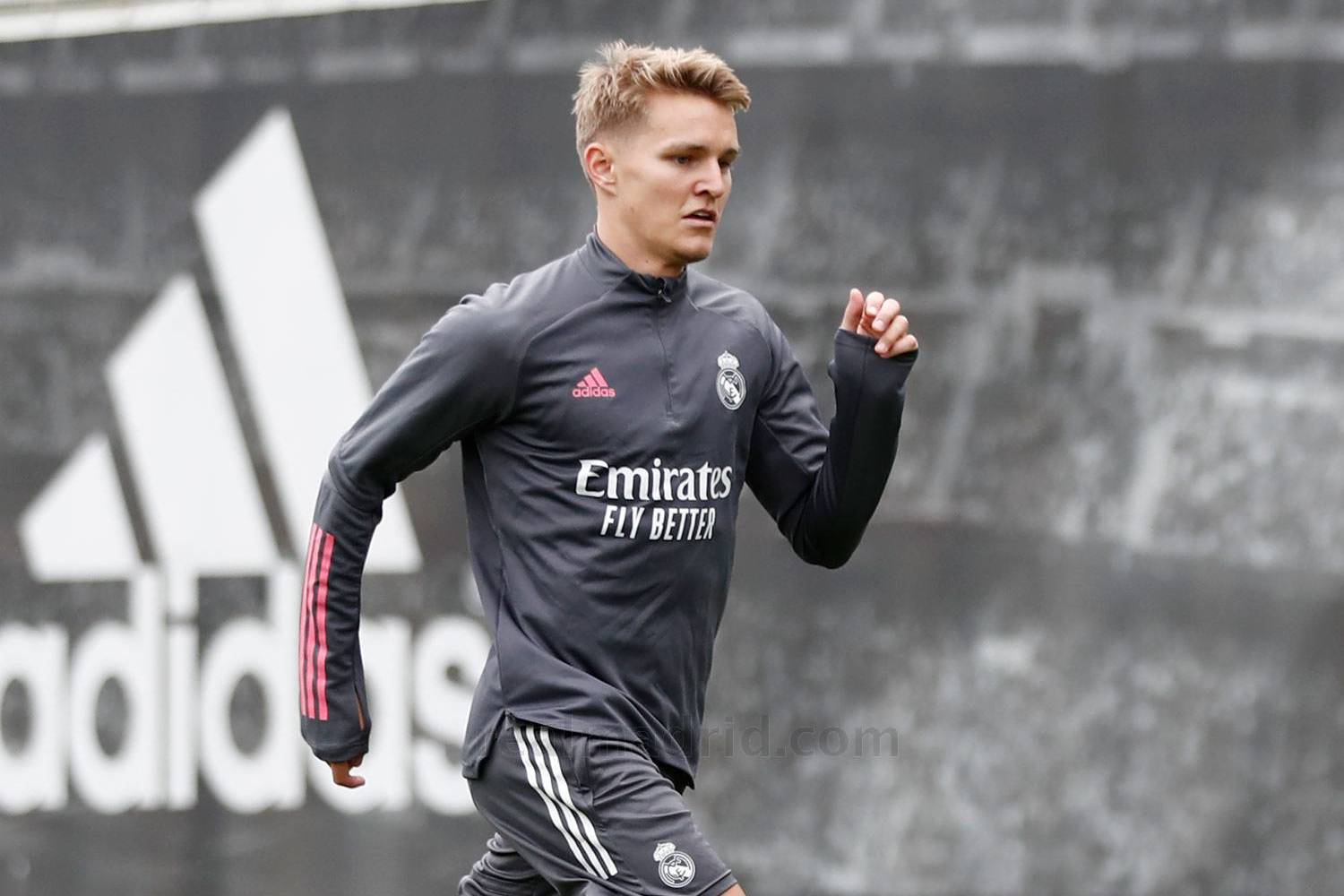 Новость на сайте FondoRuso.ru /assets/img/news/2020/2020-09-02-08-odegaard.jpg