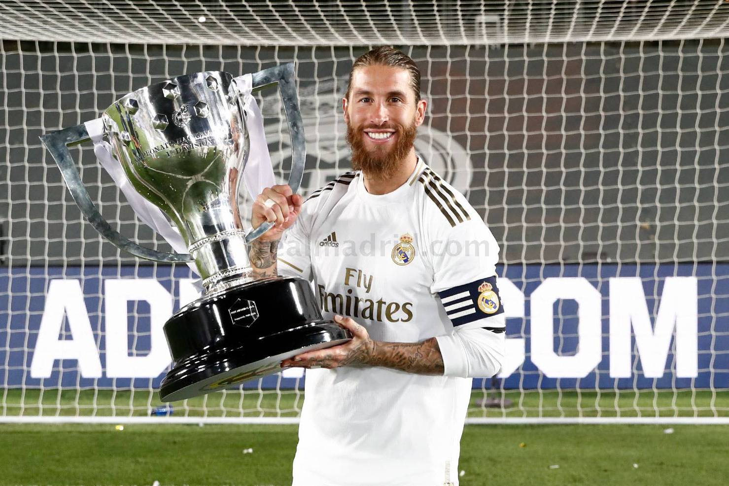 Новость на сайте FondoRuso.ru /assets/img/news/2020/2020-09-08-00-sergioramos.jpg