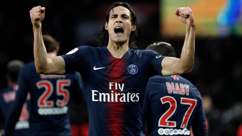 Новость на сайте FondoRuso.ru /assets/img/news/2020/2020-09-21-16-cavani.jpg