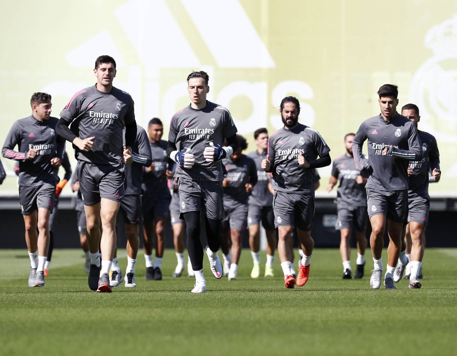 Новость на сайте FondoRuso.ru /assets/img/news/2020/2020-09-27-48-trainingsession.jpg