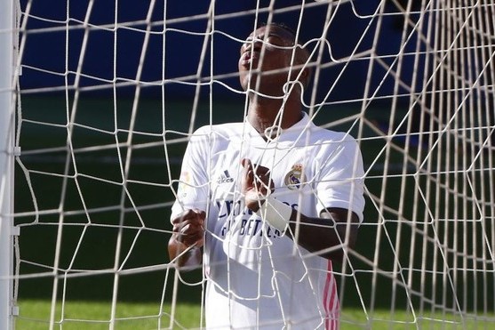 Новость на сайте FondoRuso.ru /assets/img/news/2020/2020-10-05-32-vinicius.jpg