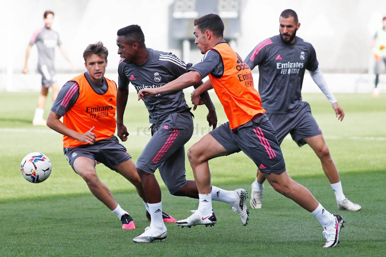 Новость на сайте FondoRuso.ru /assets/img/news/2020/2020-10-08-27-trainingsession.jpg