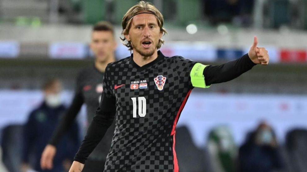 Новость на сайте FondoRuso.ru /assets/img/news/2020/2020-10-12-52-modric.jpg