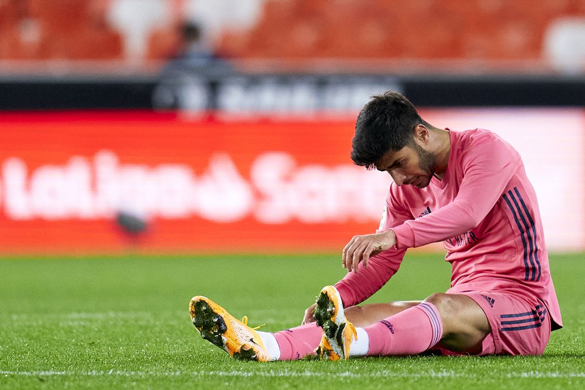 Ценность Асенсио на поле снижается из-за постоянных ошибок в обороне