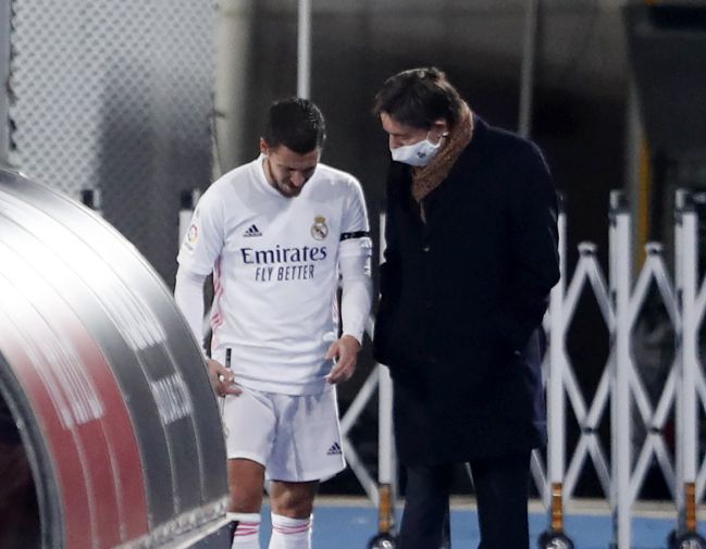 В понедельник Азар пройдет исследование на МРТ