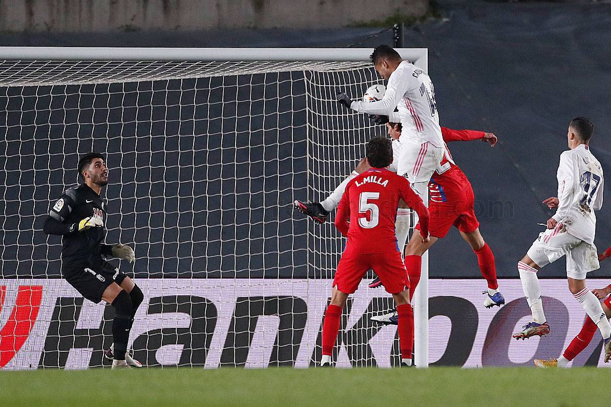 «Реал Мадрид» – «Гранада» 2-0. Шесть из шести