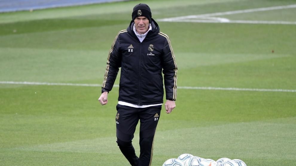 Новость на сайте FondoRuso.ru /assets/img/news/2020/20201404-Zidane.jpg