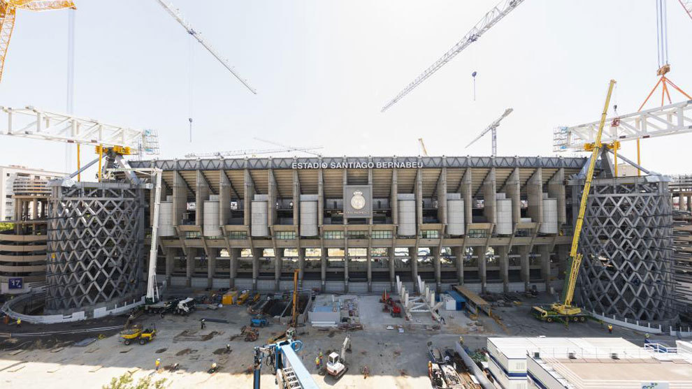 Новость на сайте FondoRuso.ru /assets/img/news/2020/santbernabeu.jpg