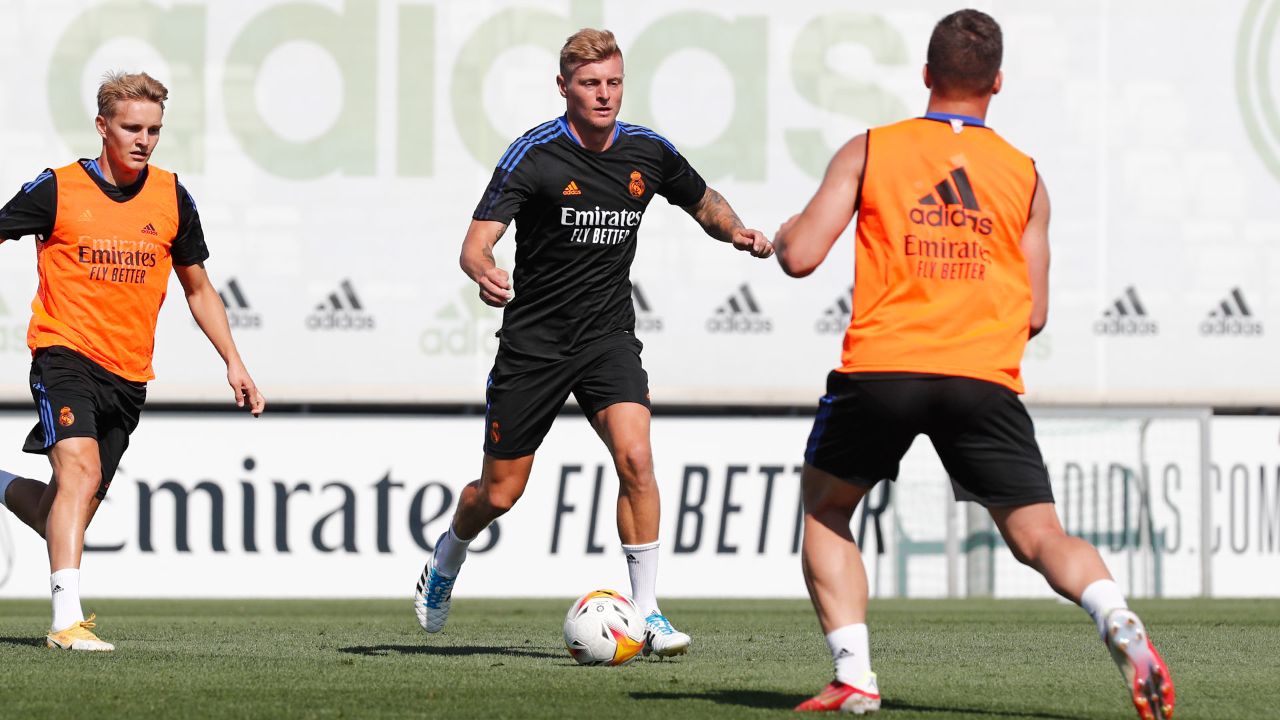 Модрич, Кроос, Бэйл, Варан и Алаба провели в субботу двойную тренировку