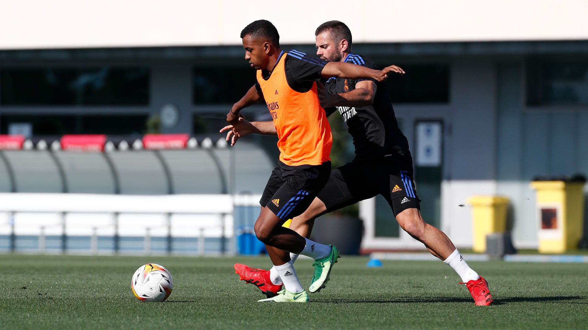 Эден Азар тренировался по индивидуальной программе