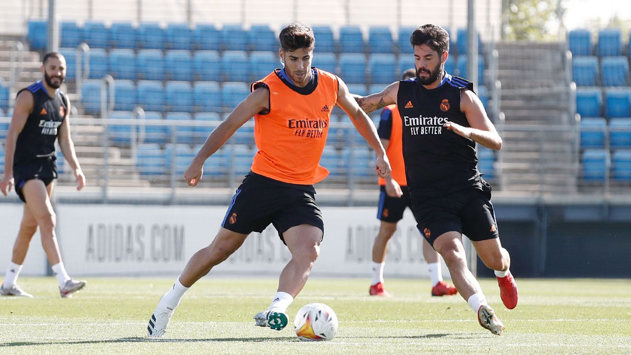 Команда начала подготовку к матчу с «Леванте»