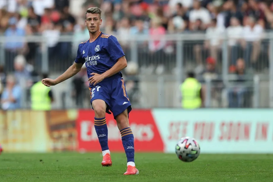 Что означает приход Эдуардо Камавинги для Антонио Бланко