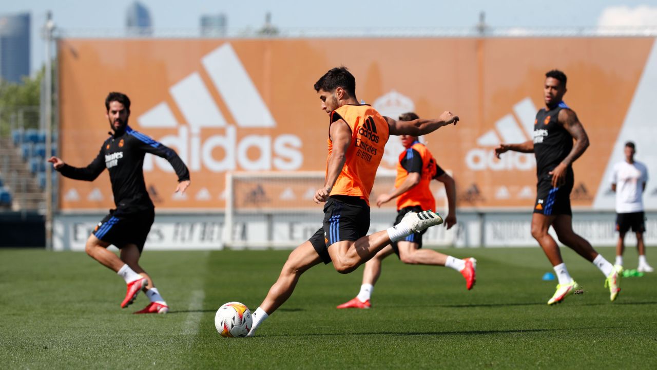 Команда начала подготовку к матчу с «Мальоркой»