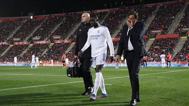 Ферлан Менди не сыграет в Класико