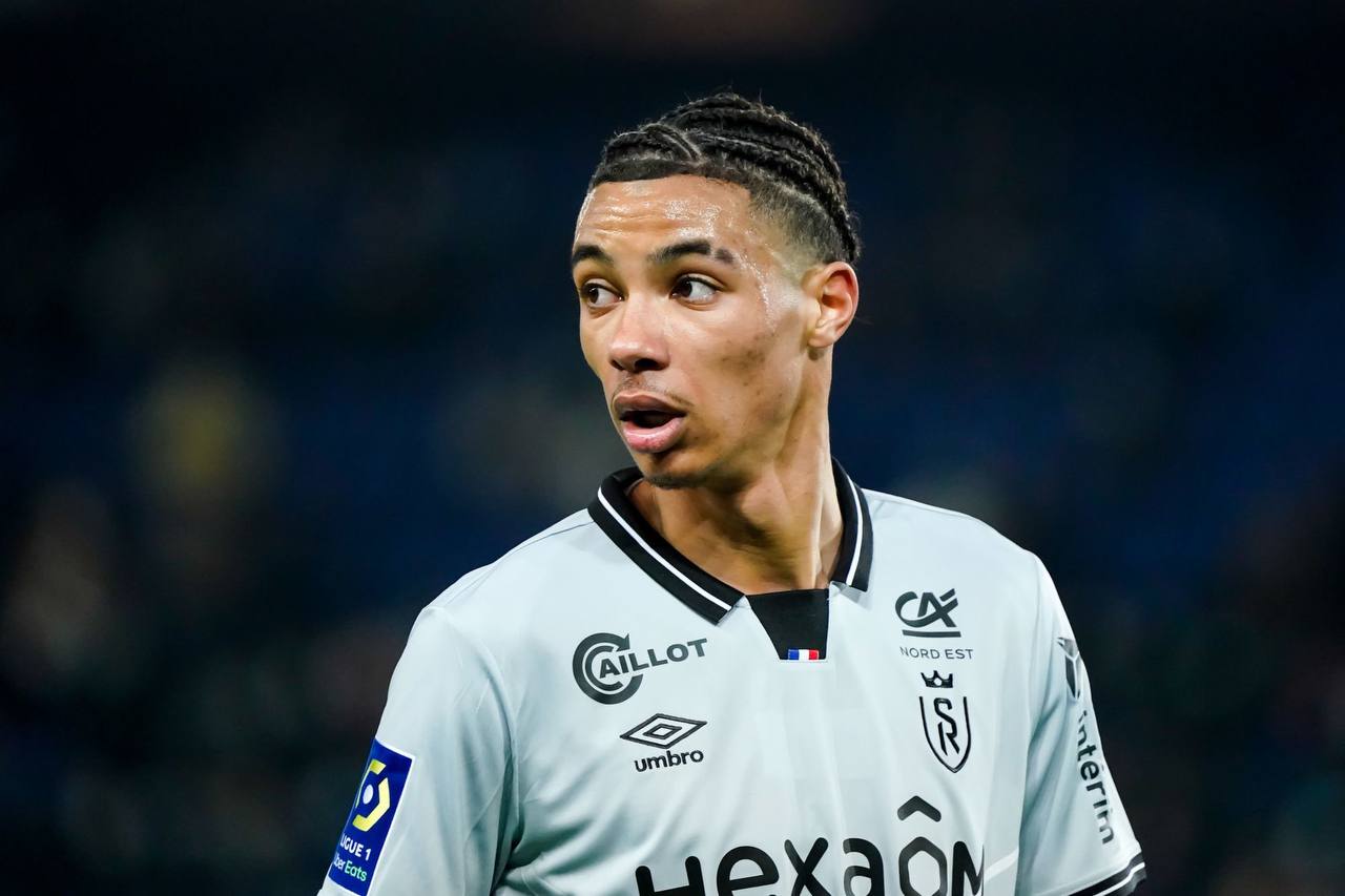 «Реал Мадрид» в гонке за Экитике