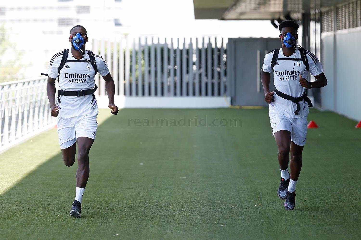 «Маски Пинтуса» вернулись на тренировки в Вальдебабас
