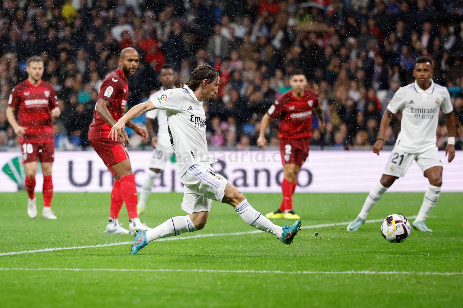 Новость на сайте FondoRuso.ru /assets/img/news/2021/modric.jpg