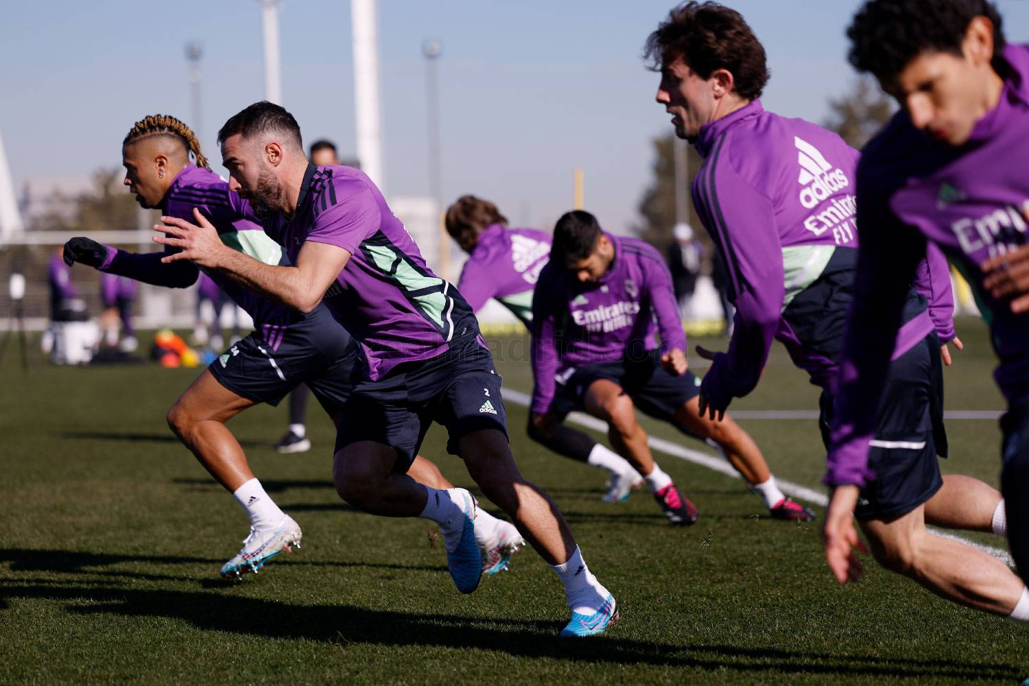 Карвахаль и Чуамени вернулись к работе в общей группе