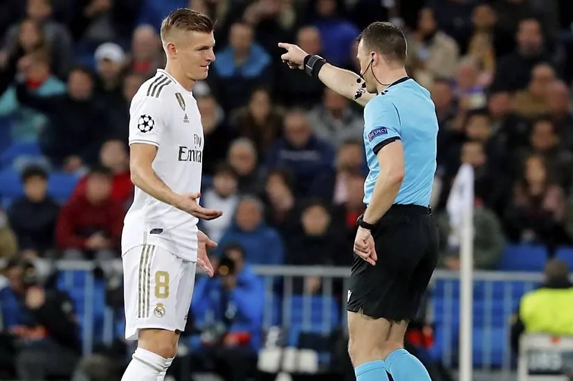 Феликс Цвайер назначен главным арбитром на матч против «Ливерпуля»