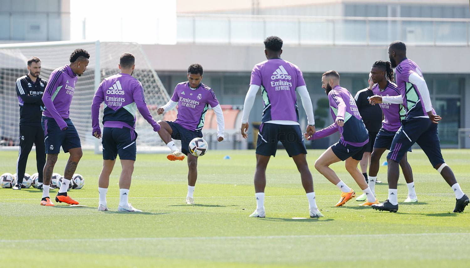 «Мадрид» готовится к матчу с «Валенсией»