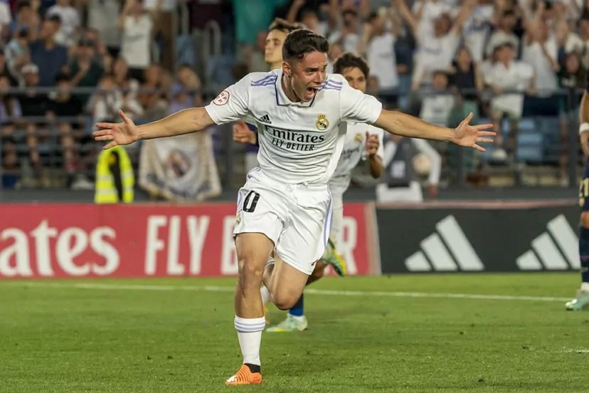 Дортмундская «Боруссия» проявляет интерес к Серхио Аррибасу