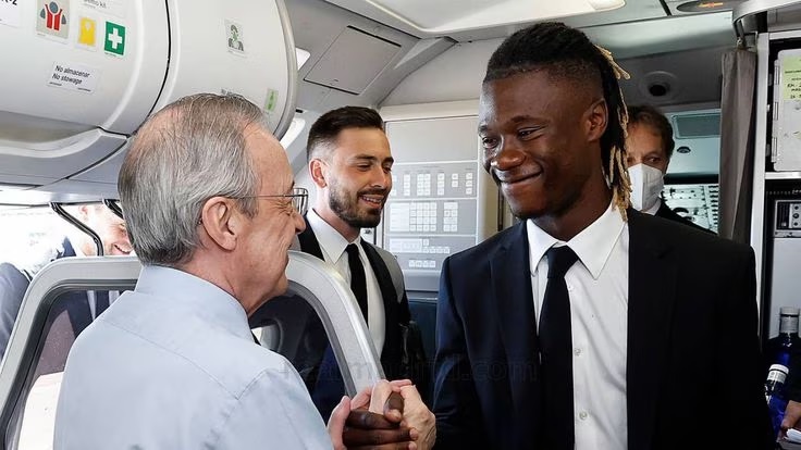 Отступные в новом контракте Эдуардо Камавинги составят миллиард евро