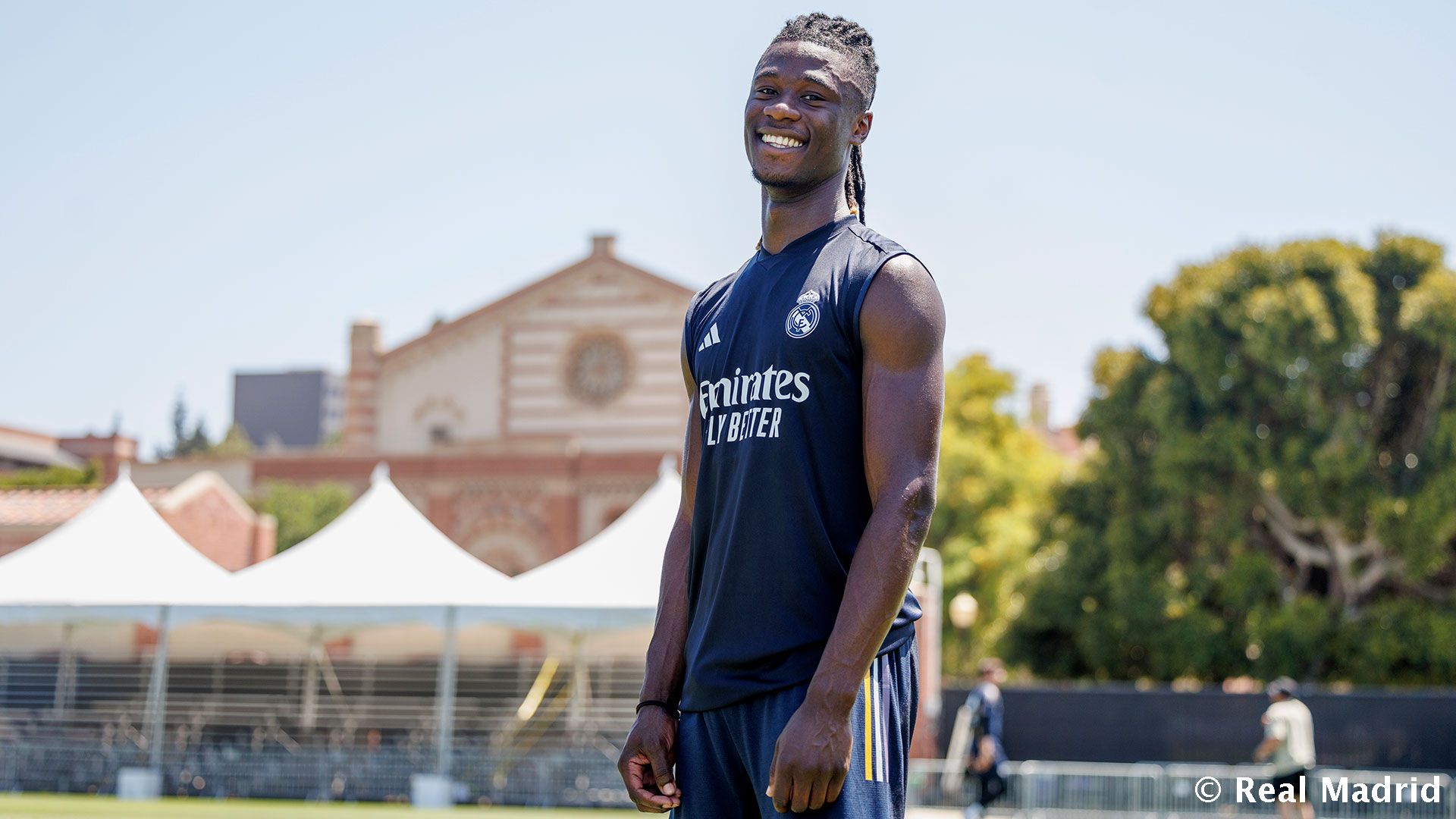 Эдуардо Камавинга: «У нас молодая команда, но опытная»