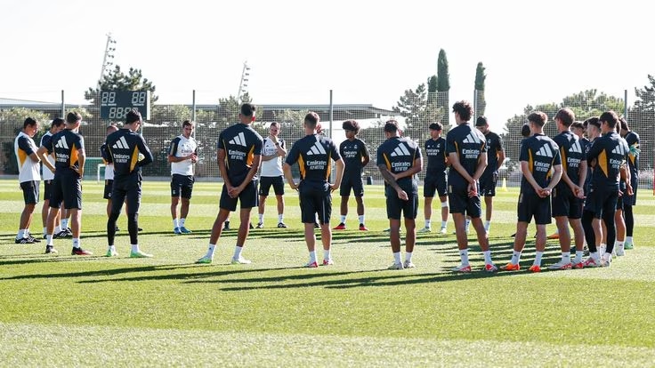 С «Кастильей» что-то не так