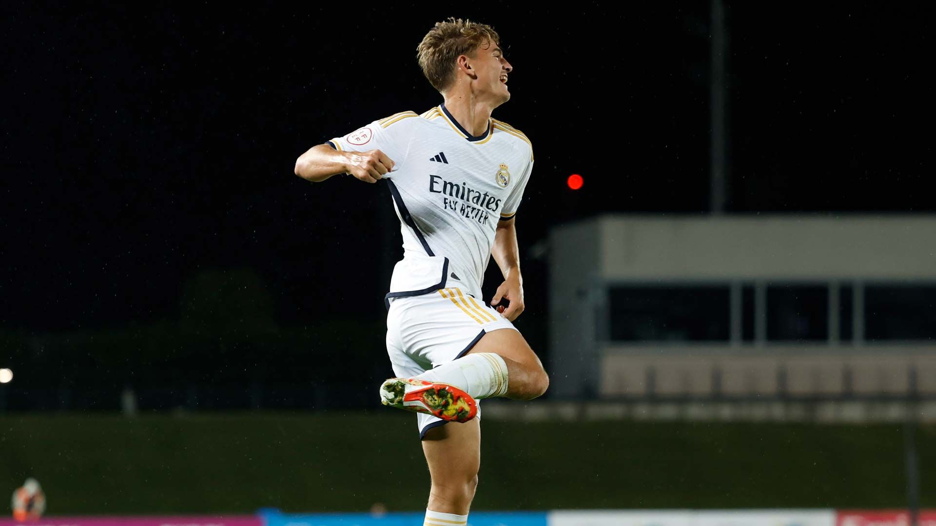 «РМ Кастилья» – «Атлетико Санлукеньо» 1-0. Героическая победа вдесятером