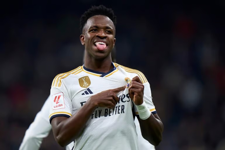 Перформанс Винисиуса и месть болельщикам «Валенсии»