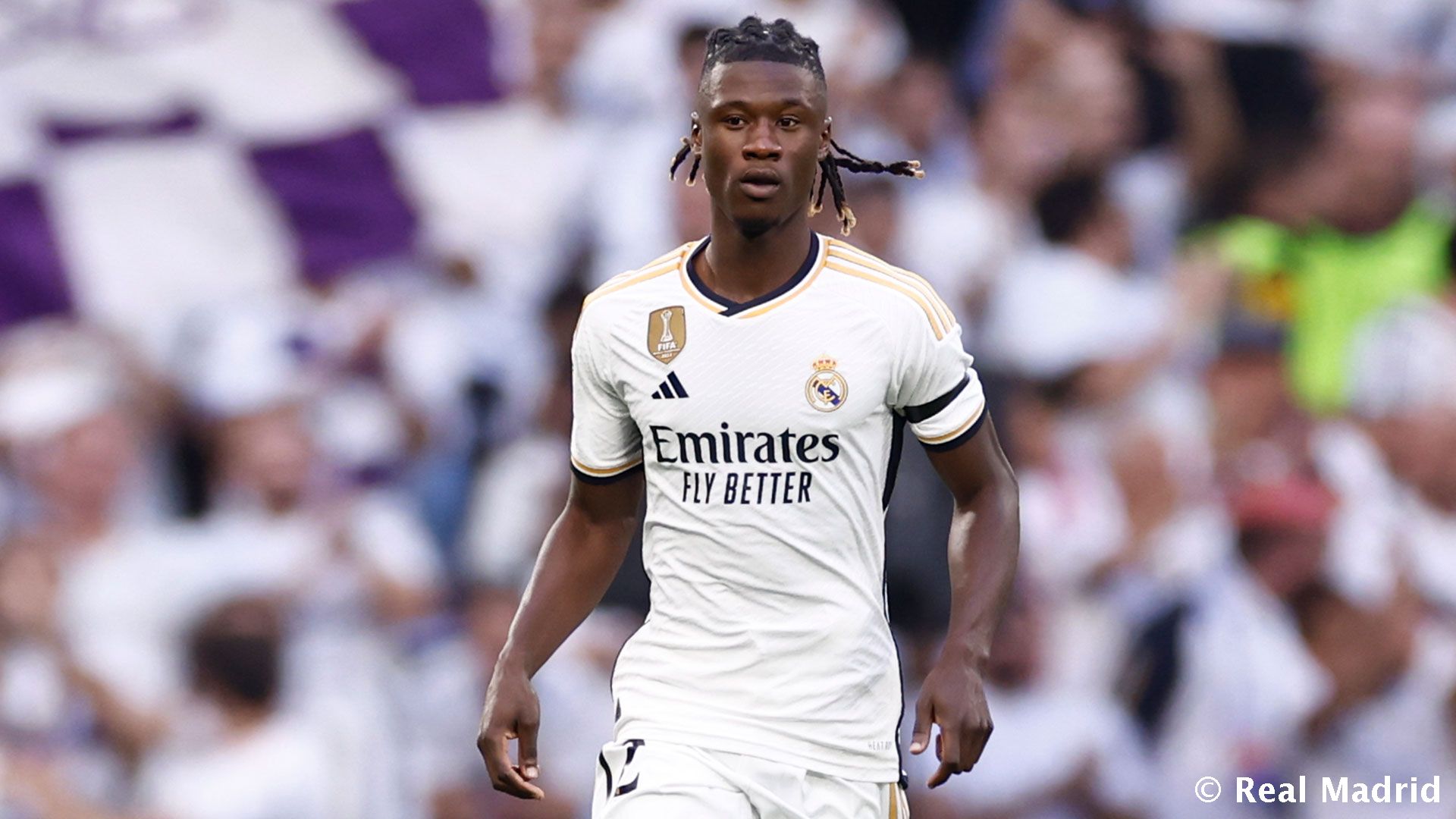 У Эдуардо Камавинги разрыв внешней боковой связки правого колена