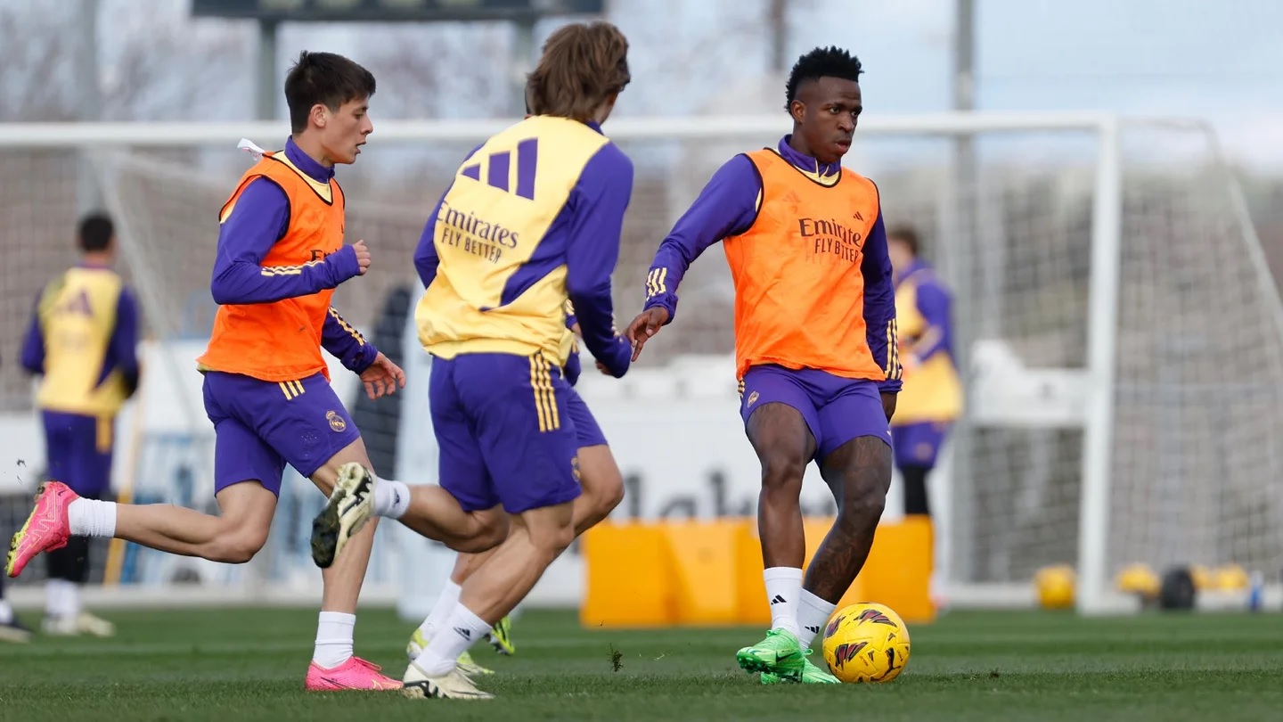 Команда завершила подготовку к матчу с «Севильей»