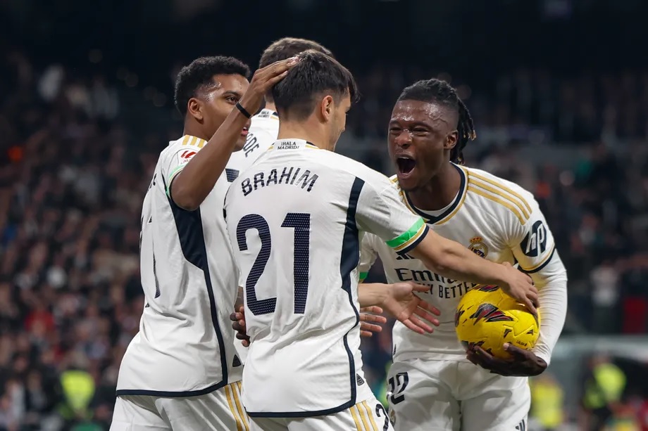 Браим Диас и Эдуардо Камавинга – два бесценных элемента в атаке «Мадрида»