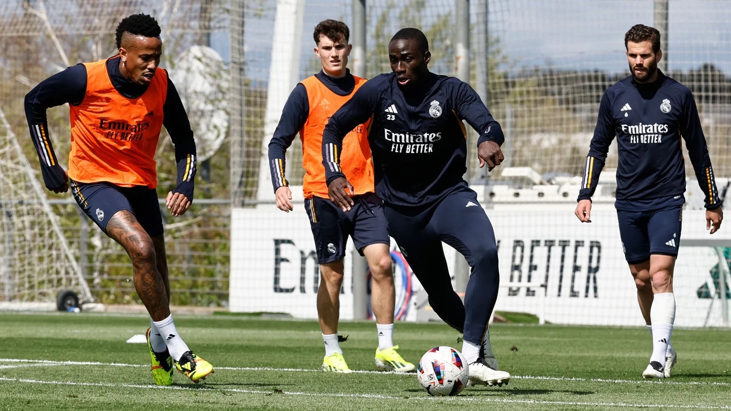 Команда продолжает тренироваться в Вальдебебас