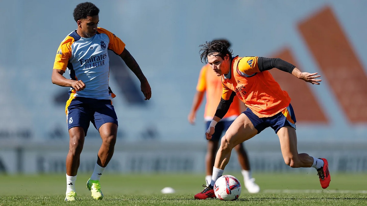 Команда начала подготовку к матчу с «Осасуной»