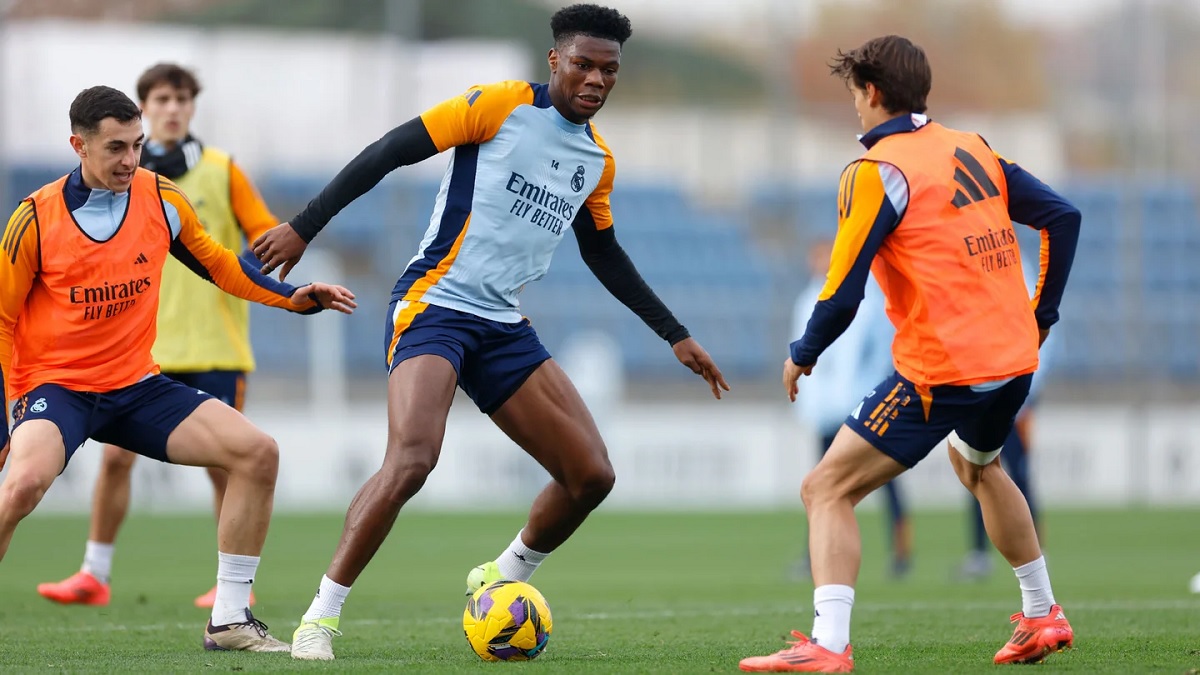 Орельен Чуамени вернулся к работе в общей группе