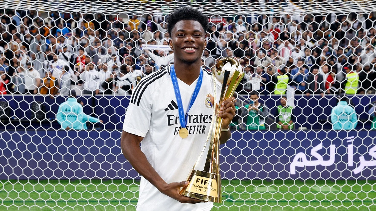 Орельену Чуамени 25 лет!