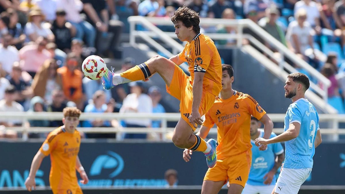 «Ибица» – «РМ Кастилья» 0-0. Борьба за плей-офф продолжается