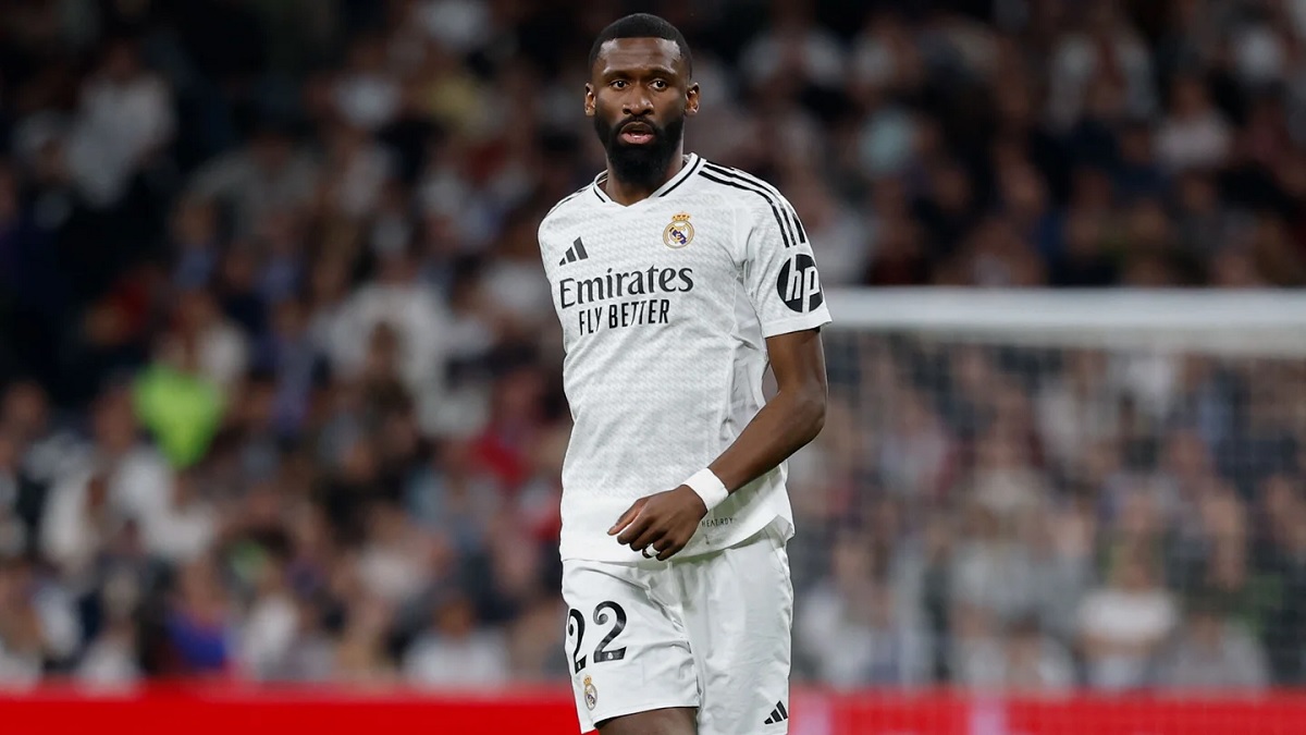 Антонио Рюдигер перенес операцию на колене