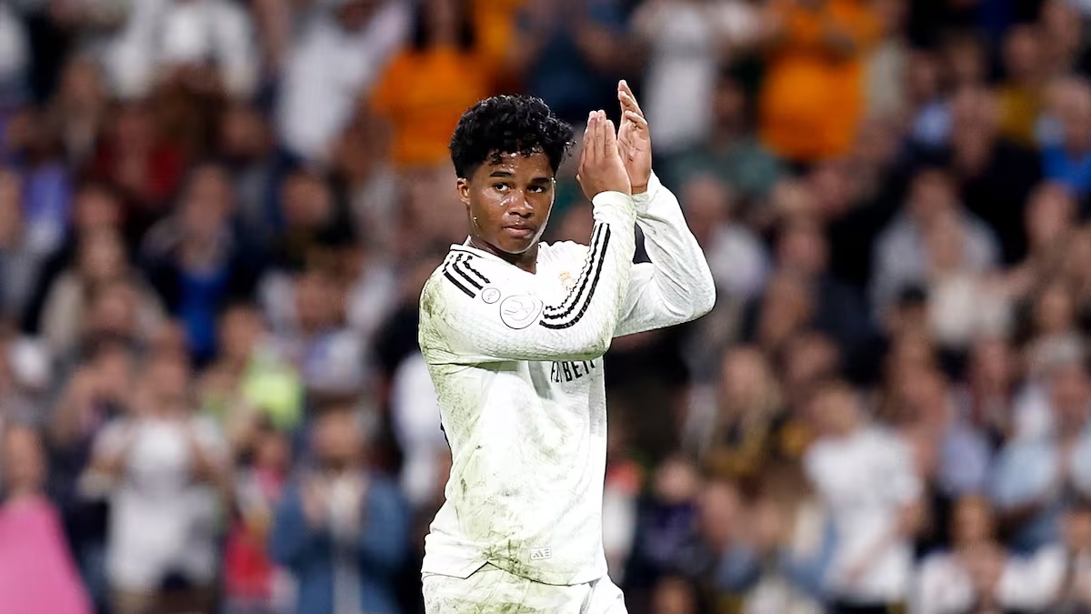 Новость на сайте FondoRuso.ru /assets/img/news/2025/2025-08-10-43-endrick.jpg